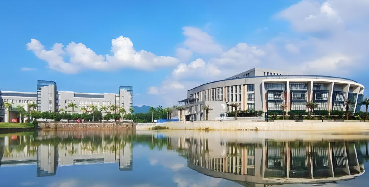 阜阳师范大学