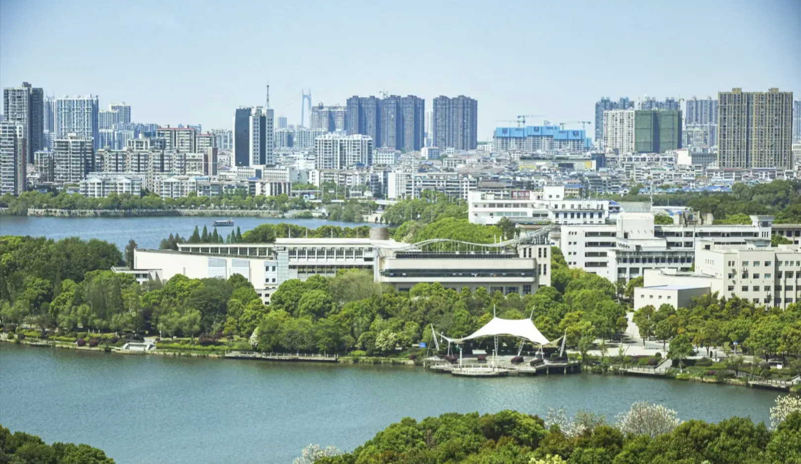 湖南理工学院南湖学院