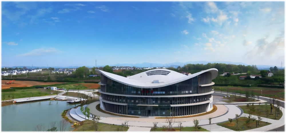 荆门通用航空职业技术学院