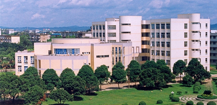 广西大学