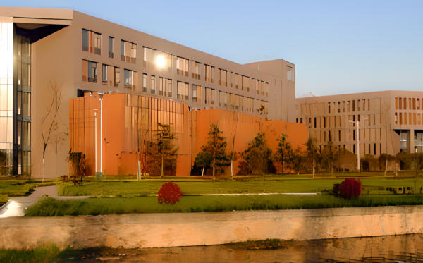 同济大学浙江学院