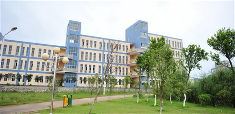 贺州学院