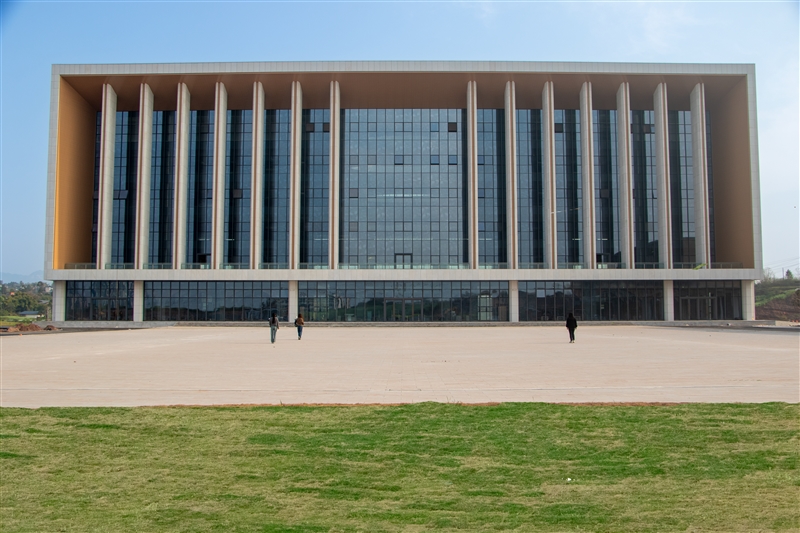 重庆现代制造职业学院