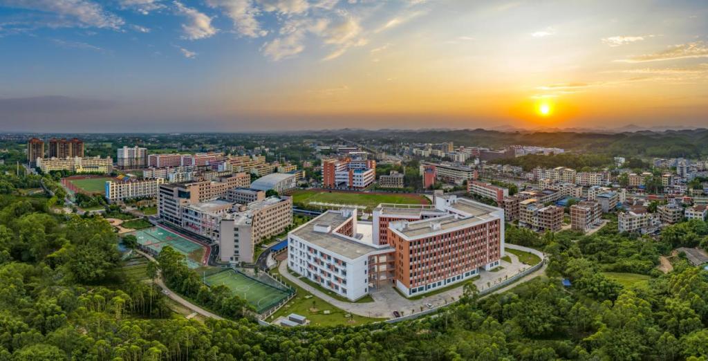 钦州幼儿师范高等专科学校