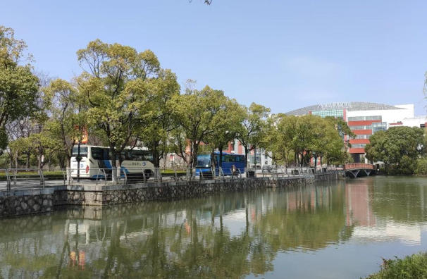 上海中医药大学