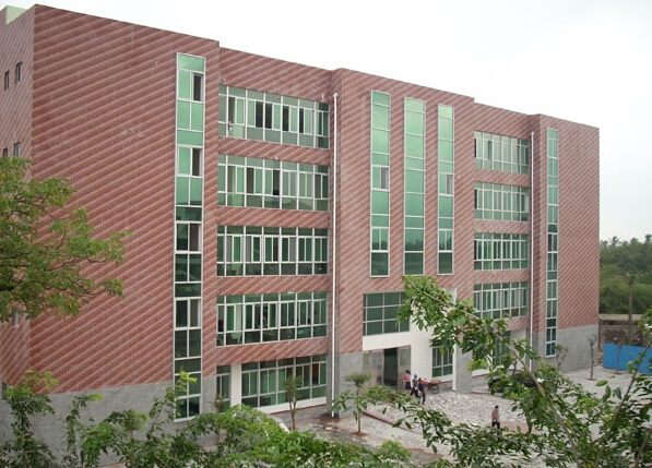 海南科技职业大学