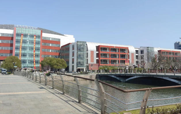 上海中医药大学