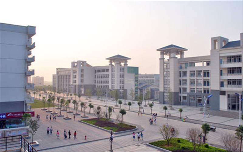 广西师范大学