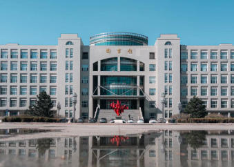 哈尔滨商业大学