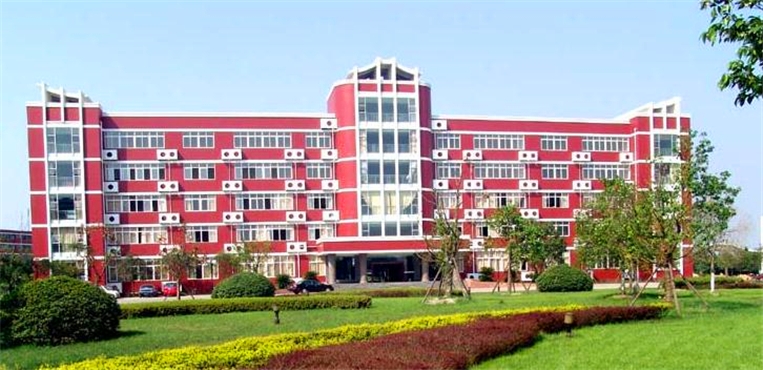 四川托普信息技术职业学院