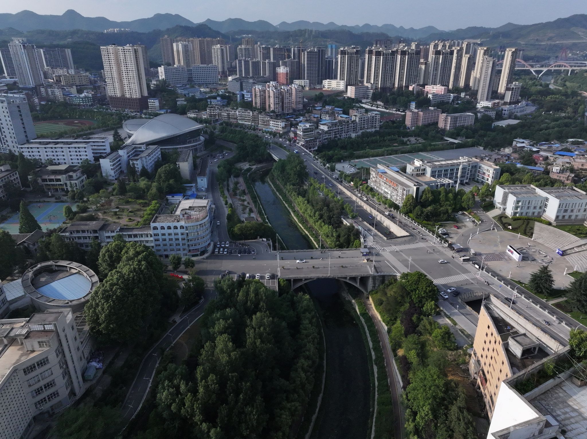 贵州工程应用技术学院