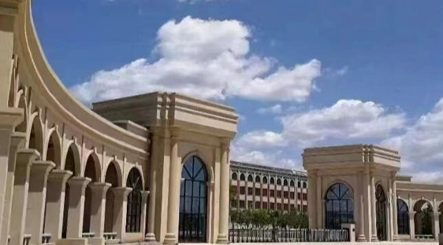 大连工业大学艺术与信息工程学院