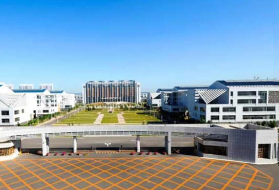 铁岭师范高等专科学校