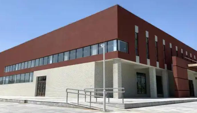 鞍山职业技术学院