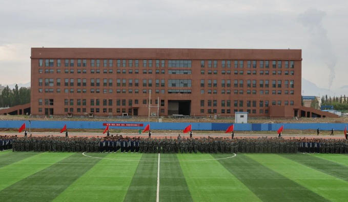 阿拉善职业技术学院