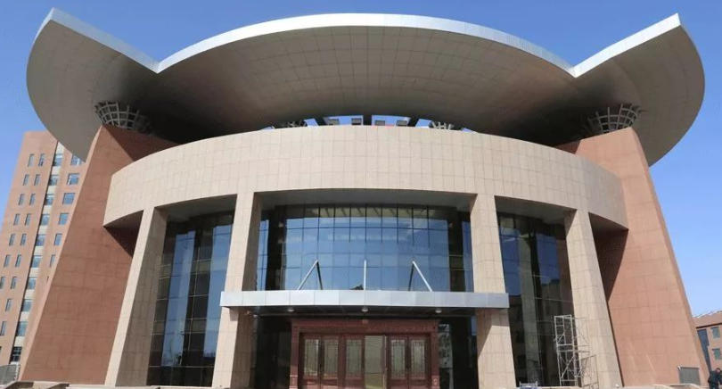 阿拉善职业技术学院