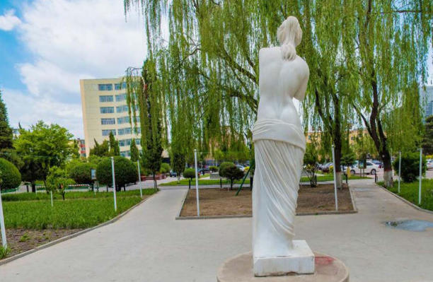 内蒙古艺术学院