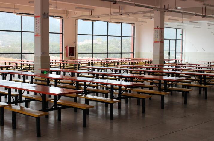 贵州应用技术职业学院