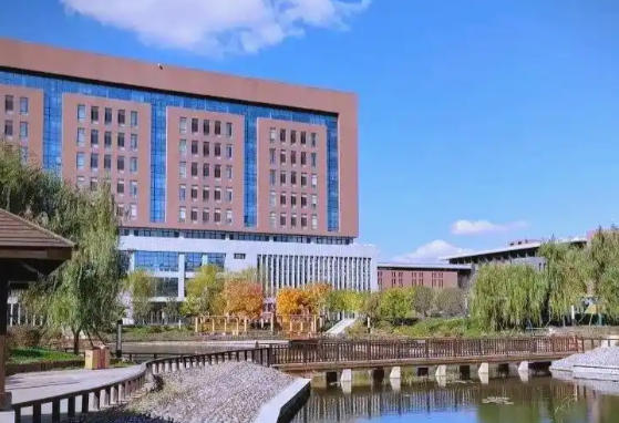 辽宁中医药大学
