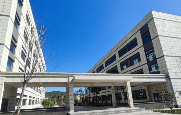 吕梁师范高等专科学校